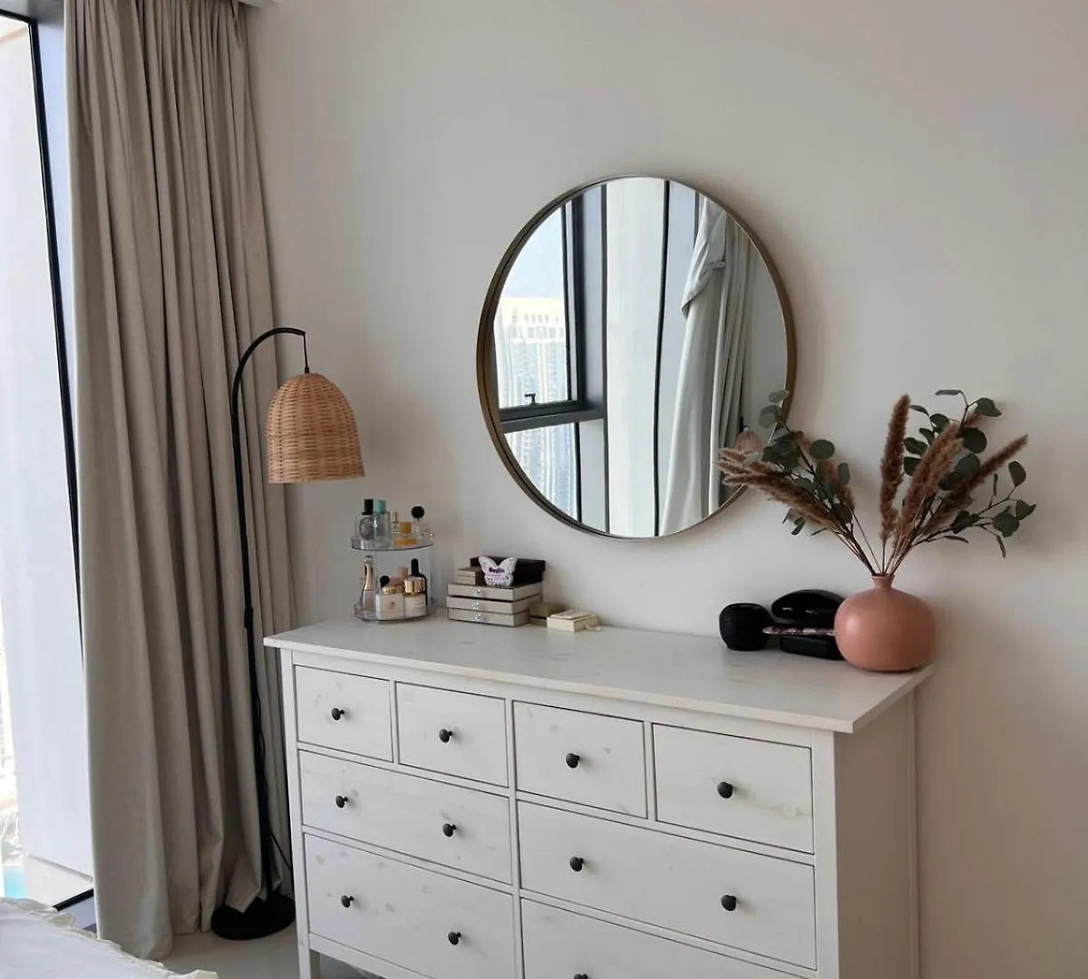 Awesome 1 Bedroom In 17 Icon Bay Dubai Daire